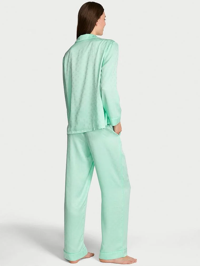 Parlak Saten Uzun Pijama Takimi arka görünüm