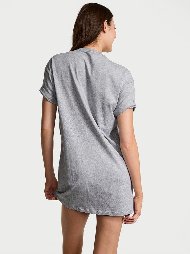 100 Pamuklu Oversize Uyku Tisortu arka görünüm