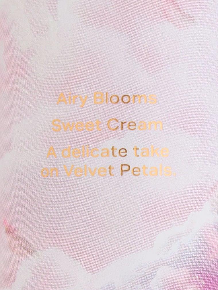 Daydream Velvet Petals Vücut Spreyi arka görünüm