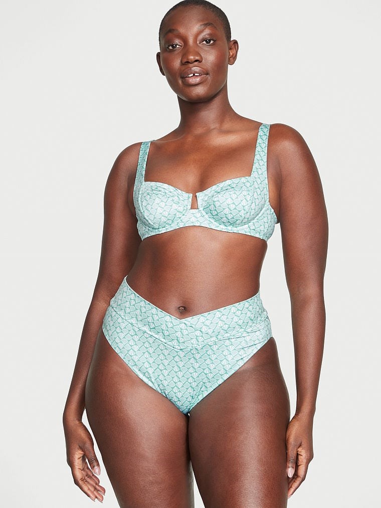 Full Coverage Bikini Ustu arka görünümü