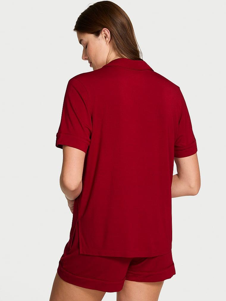 Modal Yumuşak Fiyonklu Kısa Pijama Takimi arka görünümü