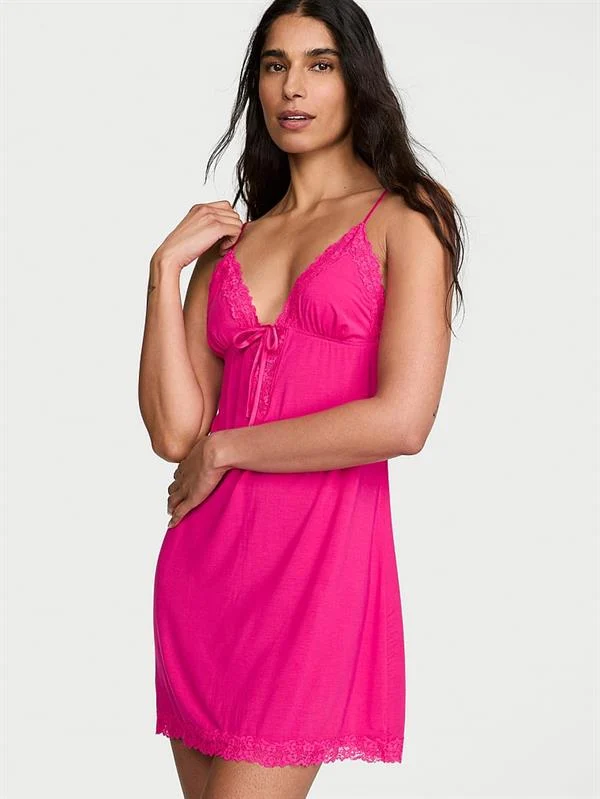 Sosoft Modal Dantelli Onu Acik Askili Gecelik