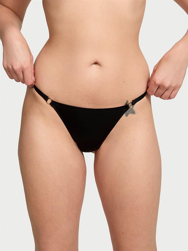 Halka Detayli V String Kulot