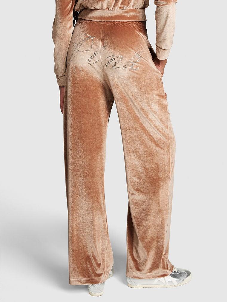 Pink Kadife Işıltılı Logolu Genis Paca Pantolon arka görünümü