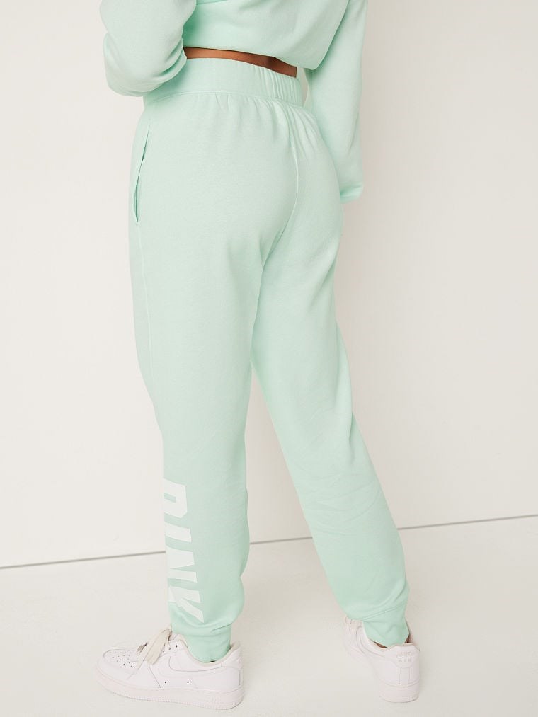 Pink Everyday Lounge Rahat Jogger arka görünümü