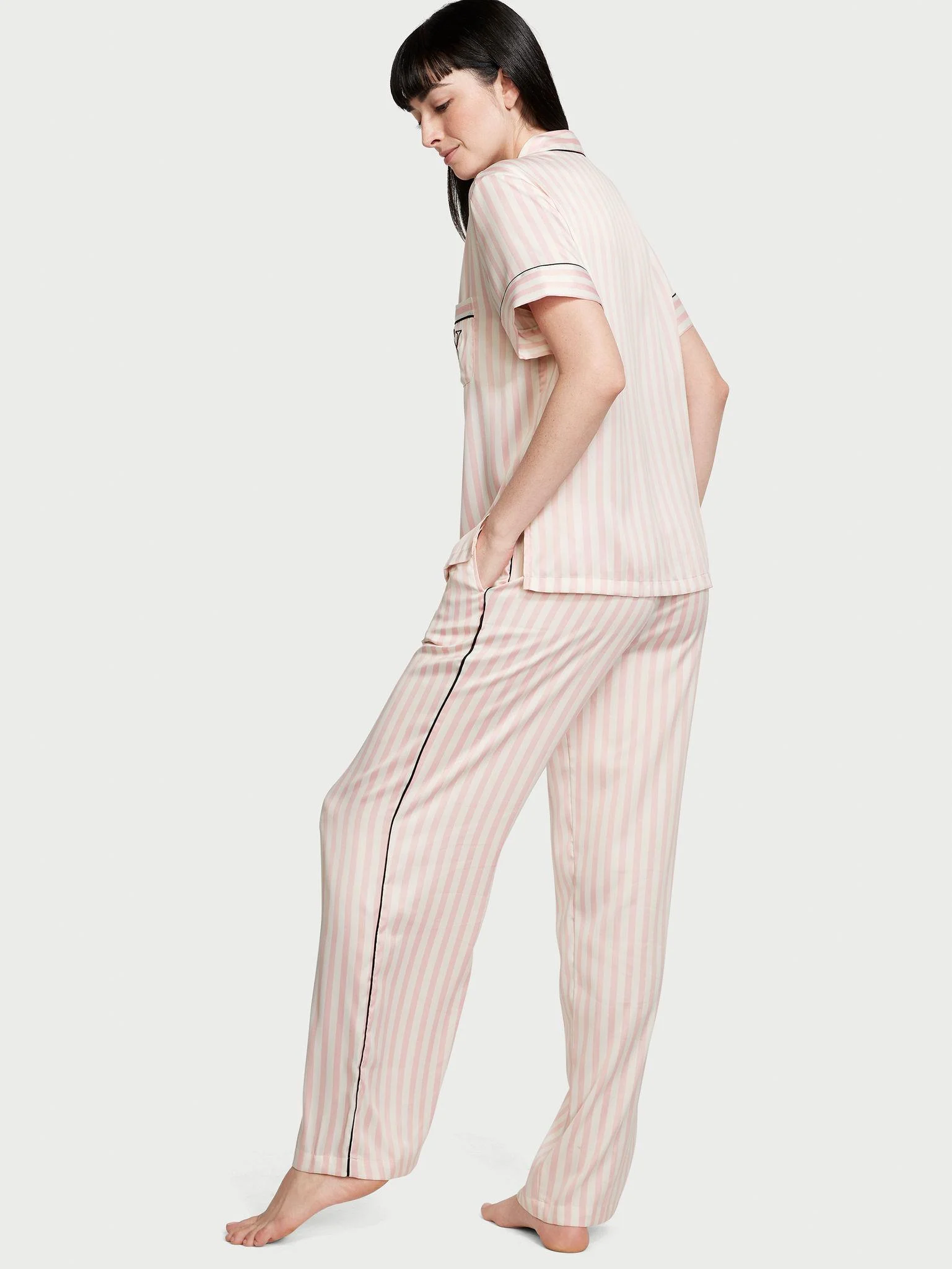 Saten Kısa Kollu Pijama Takimi arka görünüm