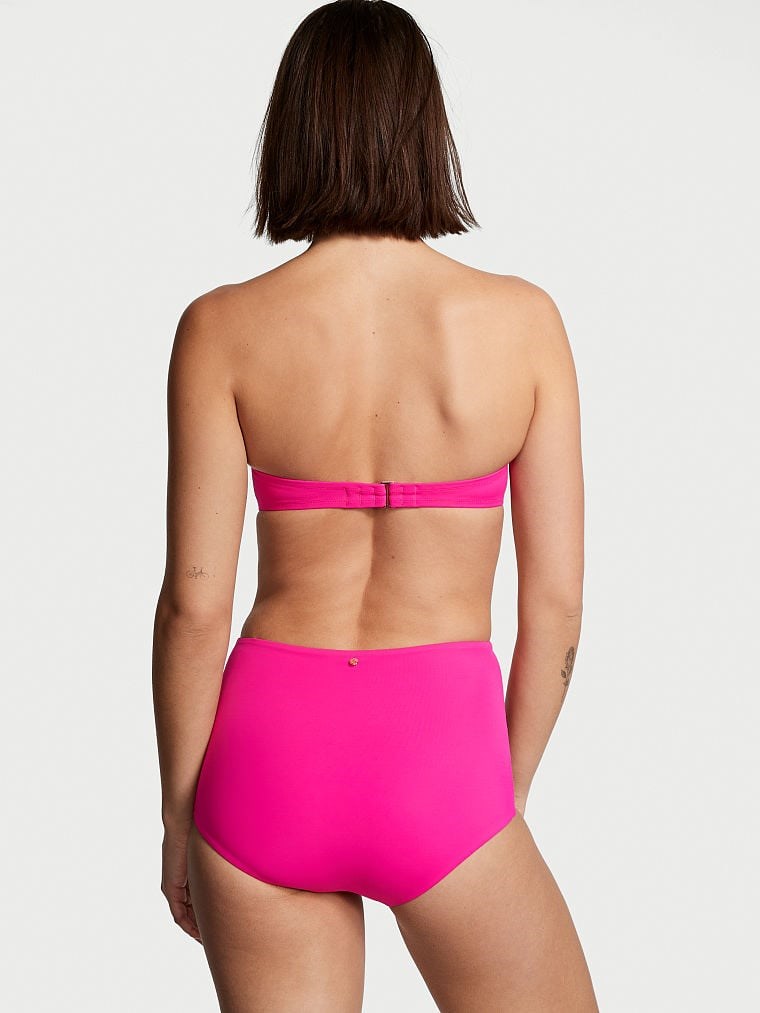 Buzgulu Askisiz Bikini Ustu arka görünümü