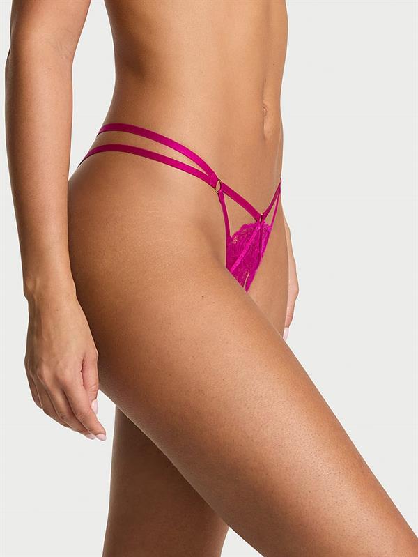 Dantelli Askili Crotchless Tanga